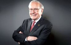 Warren Buffett Steps Down The End of an Era at Berkshire Hathaway